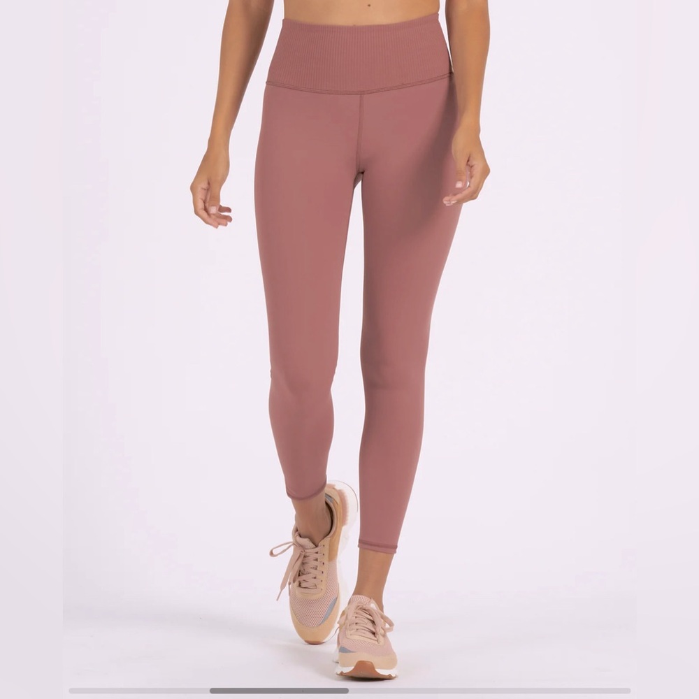 VUORI. Sz S. Rib Studio Legging. Terracotta color.